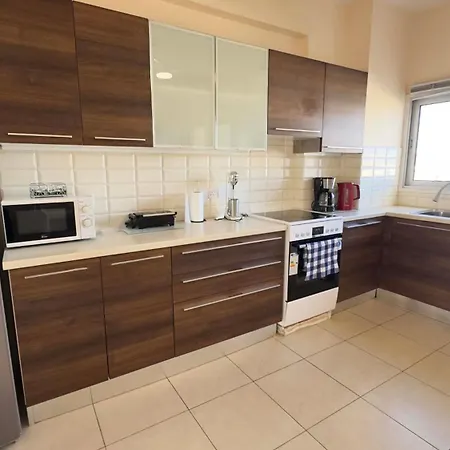 Sea Panorama 2bdr Finikoudes Center Larnaca