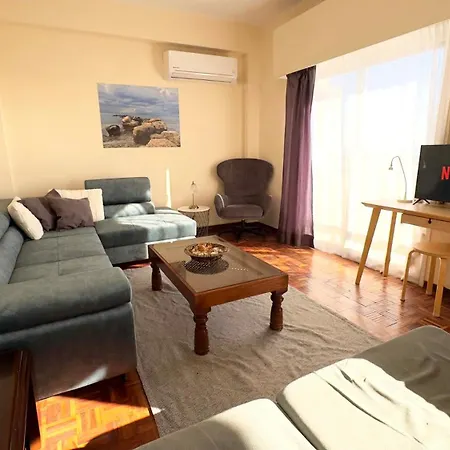 Panorama 2bdr Finikoudes Λάρνακα